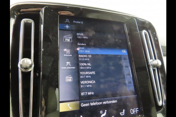 Volvo XC40 1.5 T5 PHEV Pro Pano.dak Leer Trekhaak Carplay stoel/Stuurverw. Recharge