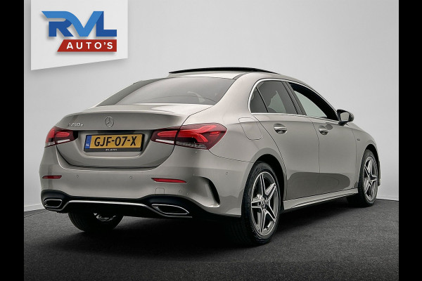 Mercedes-Benz A-Klasse 250 e AMG | Widescreen | Carplay Adaptive-cruise Panoramadak Stoelverwarming Camera Sfeerverlichting