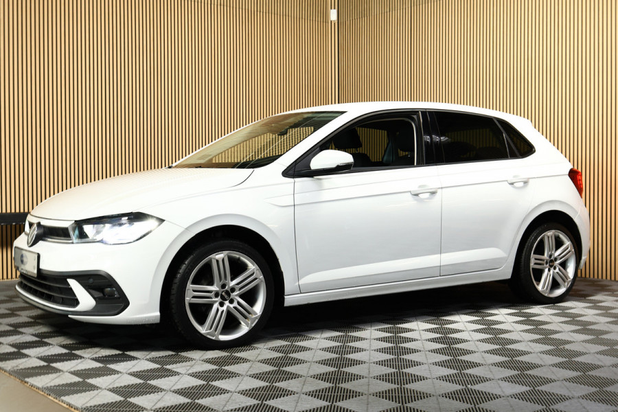 Volkswagen Polo 1.0 TSI Highline DSG VIRTUAL DasHB CARPLAY AIRCO STOELVW R line Vlgn PDC "21