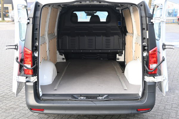 Mercedes-Benz Vito 116 CDI L2 Pro Navigatie met camera, 270 Graden achterdeuren met ruiten