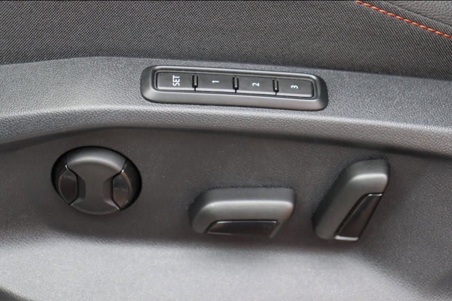 Seat Tarraco 1.5 TSI FR Business Intense org.NL parelmoer stuurverw leer/alc+el+memory camera