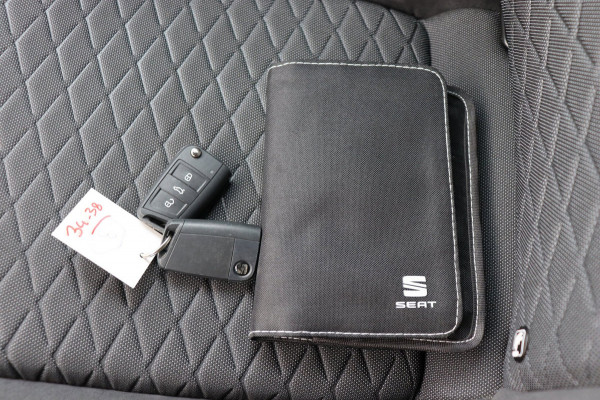 Seat Tarraco 1.5 TSI FR Business Intense org.NL parelmoer stuurverw leer/alc+el+memory camera