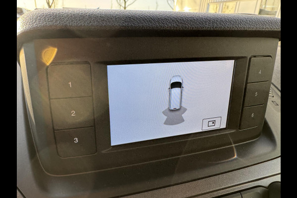 Ford Transit Connect 1.5 EcoBlue L2 Trend 100pk | Achteruitrijcamera | Licht metalen Velgen | Bluetooth | 3 persoons |