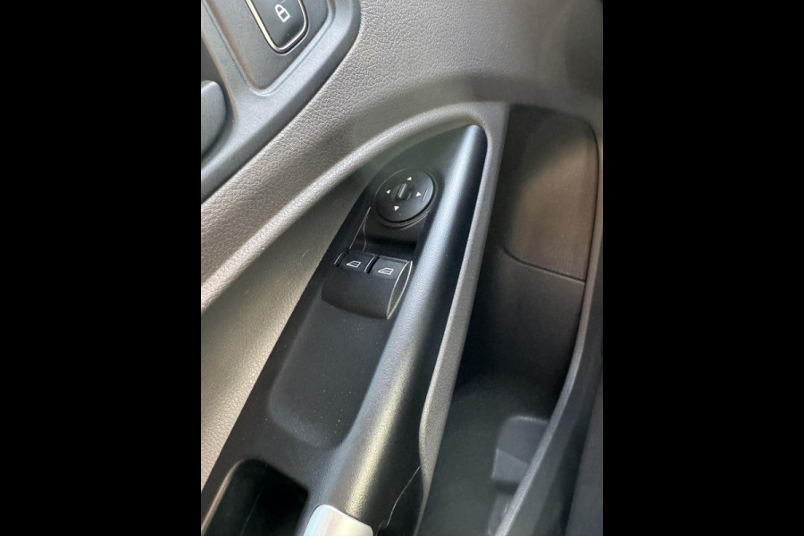 Ford Transit Connect 1.5 EcoBlue L2 Trend 100pk | Achteruitrijcamera | Licht metalen Velgen | Bluetooth | 3 persoons |