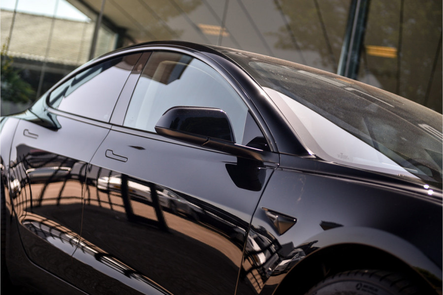 Tesla Model 3 Standard RWD Plus 60 kWh ** Autopilot **