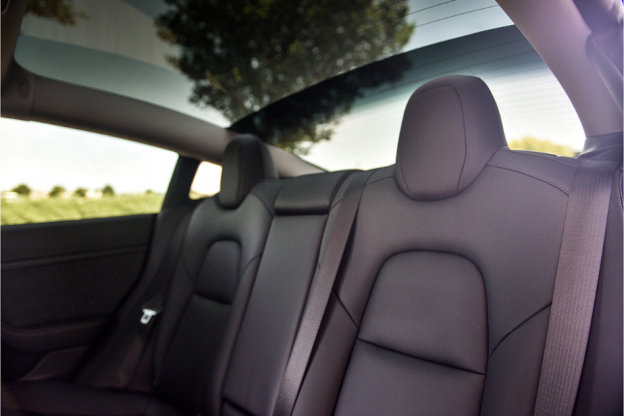 Tesla Model 3 Standard RWD Plus 60 kWh ** Autopilot **