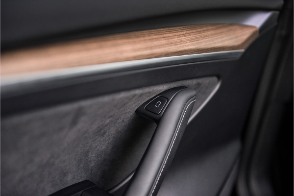 Tesla Model 3 Standard RWD Plus 60 kWh ** Autopilot **