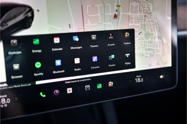 Tesla Model 3 Standard RWD Plus 60 kWh ** Autopilot **