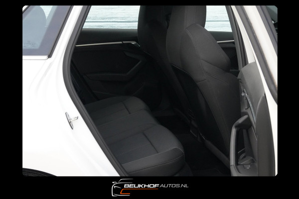 Audi A3 Sportback 30 TFSI Business edition Nav Parkeersensor