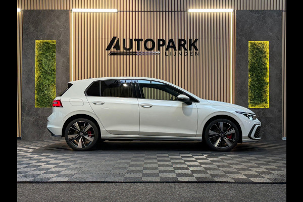 Volkswagen Golf 1.4 eHybrid GTE |PANO|VIRTUAL|IQ LIGHT|CAMERA|DEALER ONDERHOUDEN|STOEL+STUUR VERWARMING|CARPLAY|DODEHOEK ASSISTENT