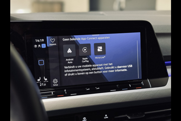 Volkswagen Golf Variant 1.0 eTSI Life Business | 18" | Camera | Trekhaak