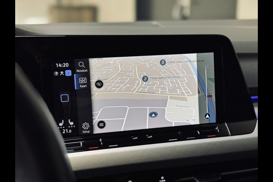 Volkswagen Golf Variant 1.0 eTSI Life Business | 18" | Camera | Trekhaak