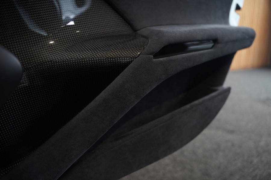 Ferrari 12Cilindri 6.5 V12 Full Carbon Lift Panorama