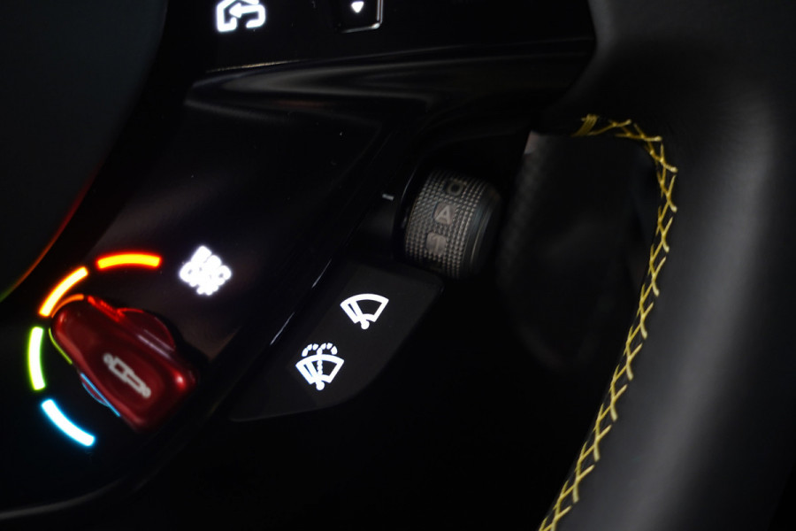 Ferrari 12Cilindri 6.5 V12 Full Carbon Lift Panorama