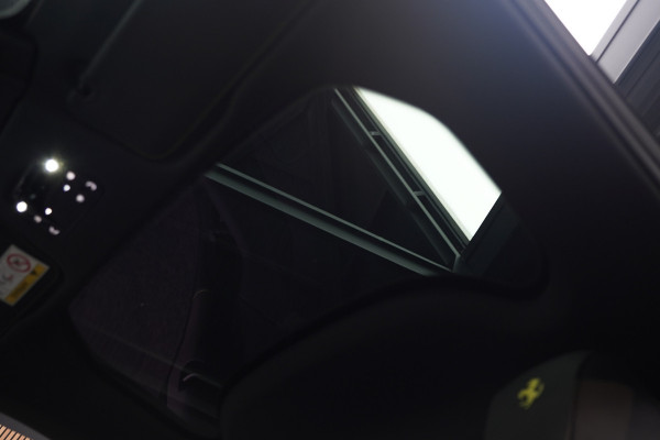 Ferrari 12Cilindri 6.5 V12 Full Carbon Lift Panorama