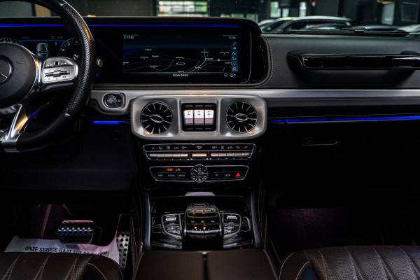 Mercedes-Benz G-Klasse 63 Navi Burmester Leer 360 Camera PTS Massage Schuif (kantel) dak Memory seats Stoelventilatie Stoelverwarming Climate voor en achter Distronic+ Trekhaak