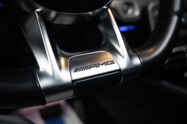 Mercedes-Benz G-Klasse 63 Navi Burmester Leer 360 Camera PTS Massage Schuif (kantel) dak Memory seats Stoelventilatie Stoelverwarming Climate voor en achter Distronic+ Trekhaak