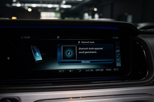 Mercedes-Benz G-Klasse 63 Navi Burmester Leer 360 Camera PTS Massage Schuif (kantel) dak Memory seats Stoelventilatie Stoelverwarming Climate voor en achter Distronic+ Trekhaak