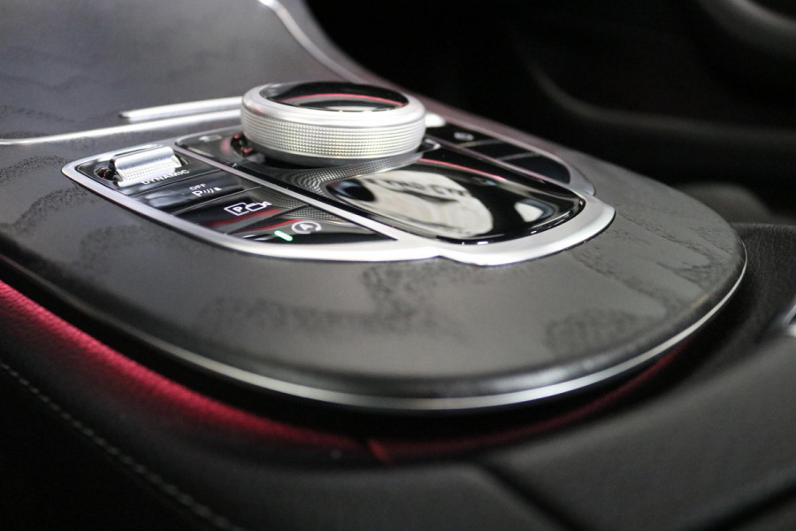 Mercedes-Benz E-Klasse 200 Business Solution AMG | PANO | SFEERVERLICHTING | LED | NL AUTO | NAP |