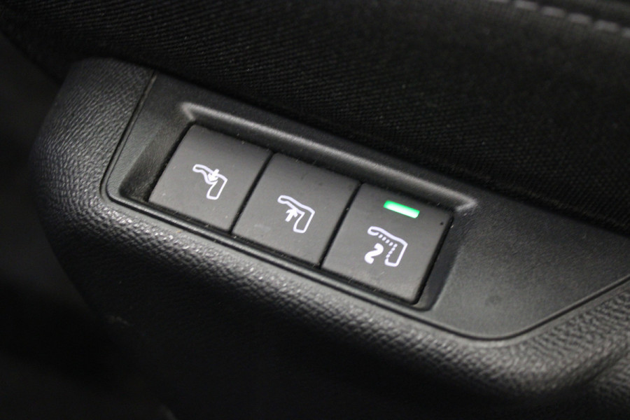 Peugeot 2008 1.2 PureTech 130 GT |Massage|Stoelverw.|