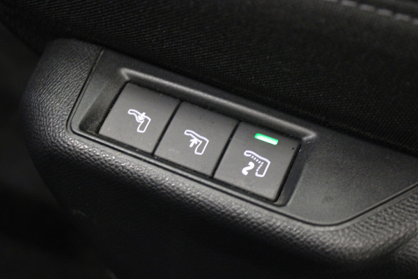 Peugeot 2008 1.2 PureTech 130 GT |Massage|Stoelverw.|