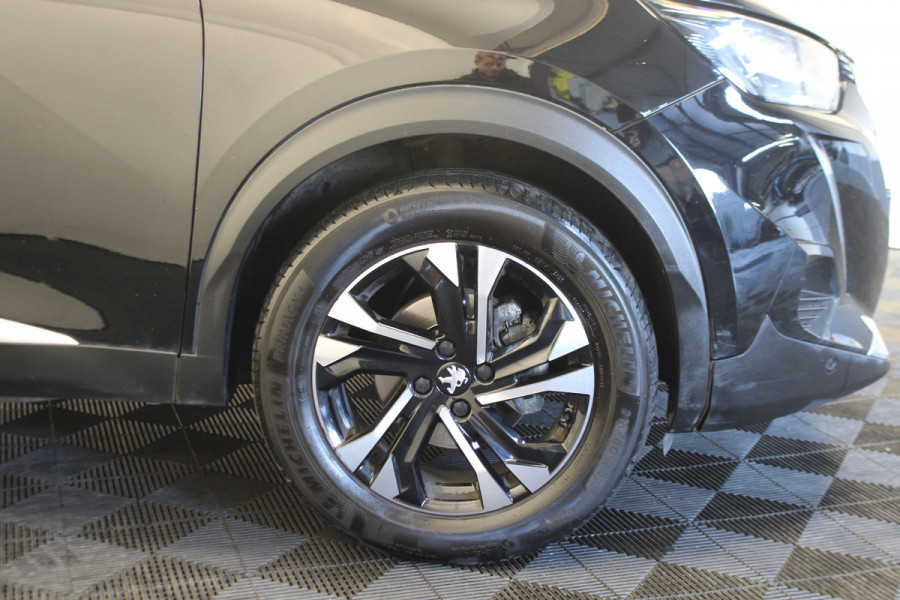 Peugeot 2008 1.2 PureTech Allure |Navi|Camera|