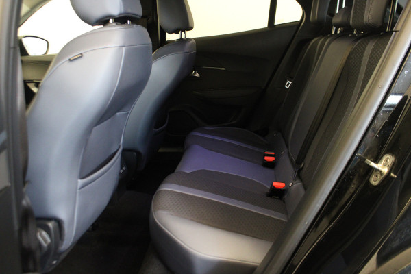 Peugeot 2008 1.2 PureTech Allure |Navi|Camera|