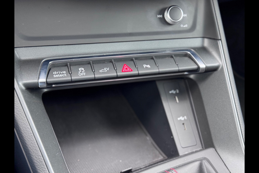 Audi Q3 Sportback 45 TFSI e S Edition Pano/Leer/Matrix/Camera