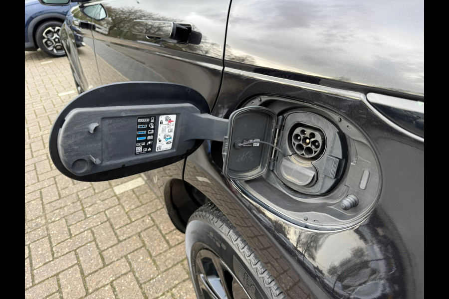 Land Rover Range Rover Evoque 1.5 P300e AWD BVA8 S 309 Pk / Navi / Cruise / Camera / Climate / Panoramadak / Voll Leder.