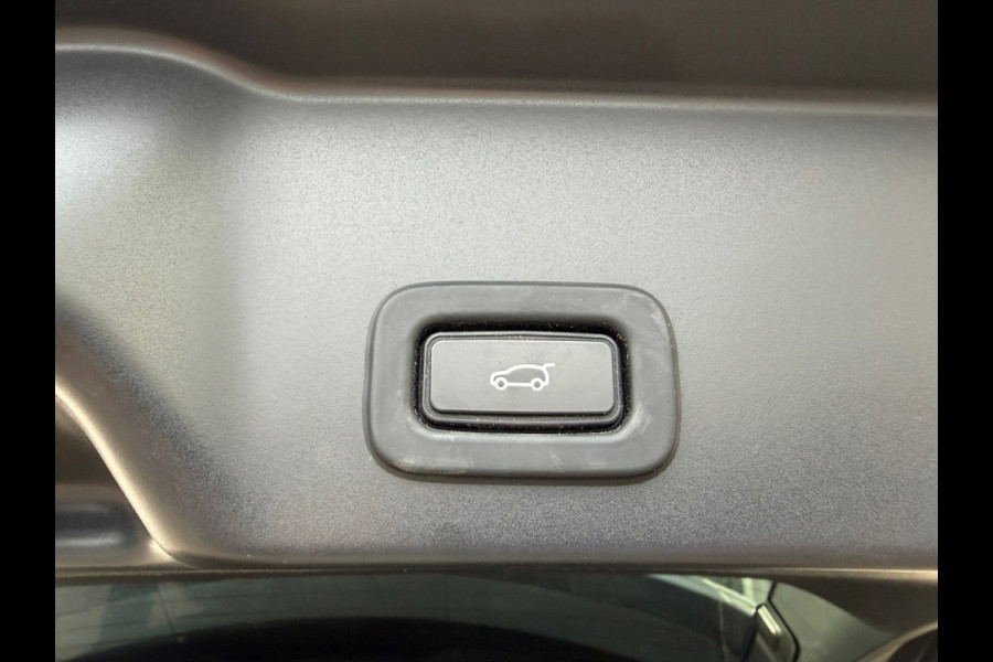 Land Rover Range Rover Evoque 1.5 P300e AWD BVA8 S 309 Pk / Navi / Cruise / Camera / Climate / Panoramadak / Voll Leder.