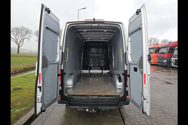 Volkswagen Crafter 35 2.0 TDI L4H3 Automaat CarPlay 3-Zits 140Pk Euro6 Camera 1e Eigenaar!