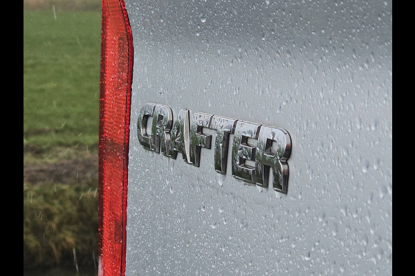 Volkswagen Crafter 35 2.0 TDI L4H3 Automaat CarPlay 3-Zits 140Pk Euro6 Camera 1e Eigenaar!