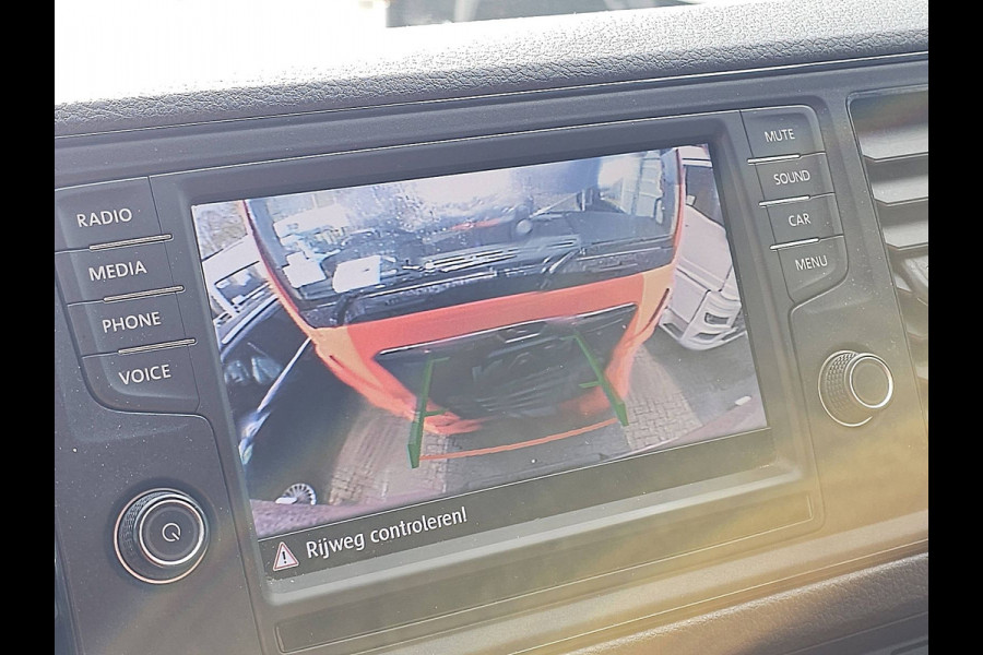 Volkswagen Crafter 35 2.0 TDI L4H3 Automaat CarPlay 3-Zits 140Pk Euro6 Camera 1e Eigenaar!