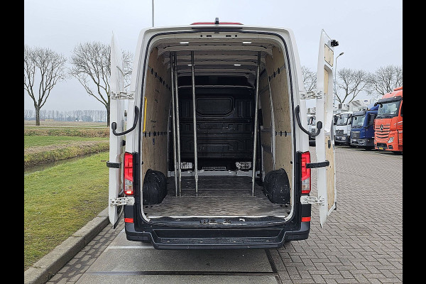 Volkswagen Crafter 35 2.0 TDI L3H3 App-Connect Camera 270Gr-Deuren LED Euro6 Airco 177Pk!