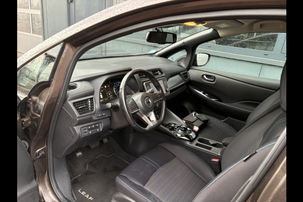 Nissan Leaf e+ N-Connecta 62 kWh 360CAMERA/KEYLESS/DODEHOEK/CARPLAY/WINTERPACK
