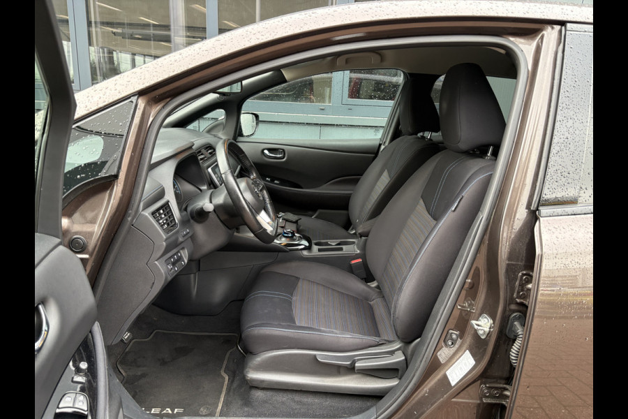 Nissan Leaf e+ N-Connecta 62 kWh 360CAMERA/KEYLESS/DODEHOEK/CARPLAY/WINTERPACK