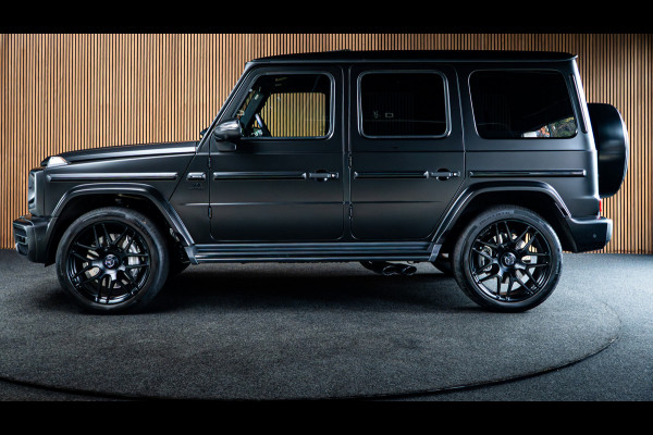Mercedes-Benz G-Klasse 63 Navi Burmester Leer 360 Camera PTS Open dak Massage Distronic+ Memory seats Stoelventilatie Stoelverwarming Climate voor & achter Trekhaak
