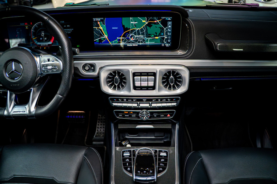 Mercedes-Benz G-Klasse 63 Navi Burmester Leer 360 Camera PTS Open dak Massage Distronic+ Memory seats Stoelventilatie Stoelverwarming Climate voor & achter Trekhaak