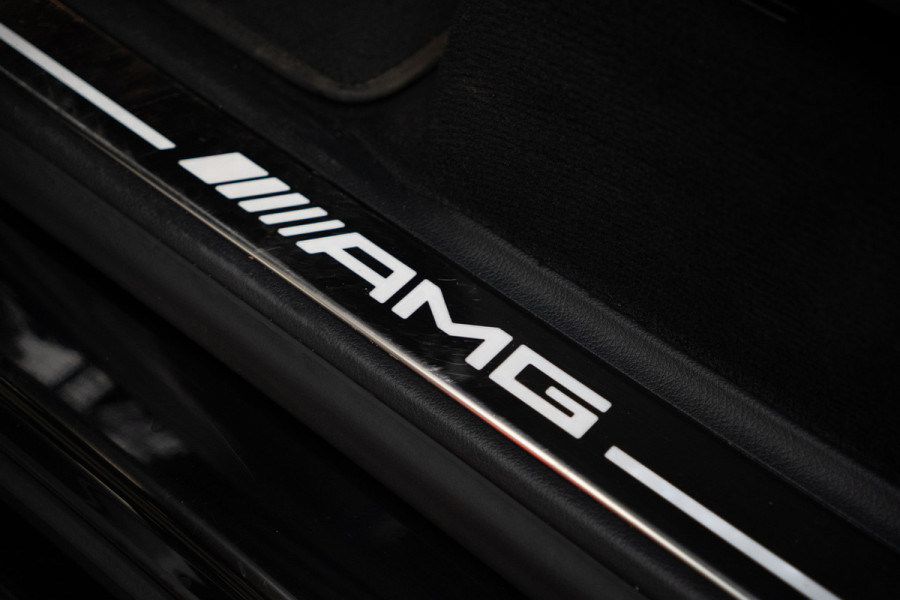 Mercedes-Benz G-Klasse 63 Navi Burmester Leer 360 Camera PTS Open dak Massage Distronic+ Memory seats Stoelventilatie Stoelverwarming Climate voor & achter Trekhaak