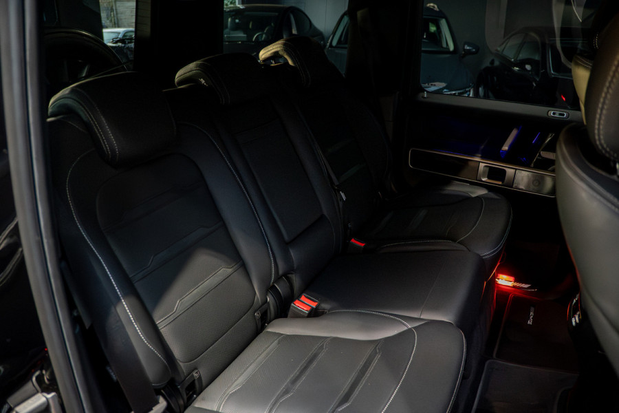 Mercedes-Benz G-Klasse 63 Navi Burmester Leer 360 Camera PTS Open dak Massage Distronic+ Memory seats Stoelventilatie Stoelverwarming Climate voor & achter Trekhaak