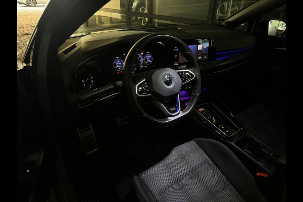 Volkswagen Golf 1.4 eHybrid GTE Pano|Sfeer|Mist|Camera|Dodehoek
