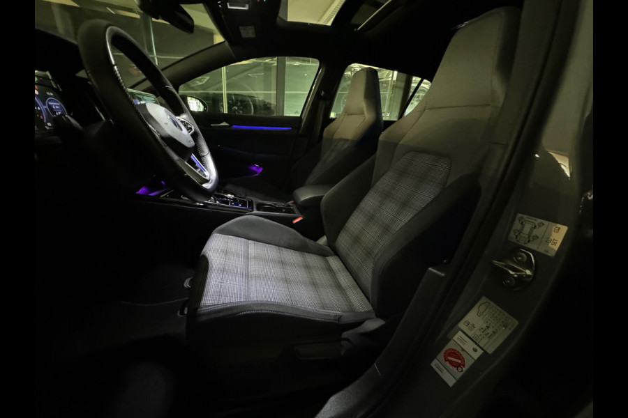 Volkswagen Golf 1.4 eHybrid GTE Pano|Sfeer|Mist|Camera|Dodehoek