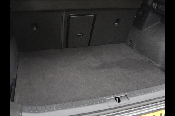 CUPRA Formentor 1.4 eHybrid VZ | 245pk | Leder | Stoelverwarming | 360 Camera | Carplay | Sfeerverlichting | Navigatie | Adaptive cruise | Memory | Keyless | Full LED | PHEV | Plug In