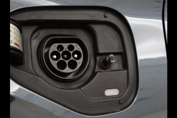 CUPRA Formentor 1.4 eHybrid VZ | 245pk | Leder | Stoelverwarming | 360 Camera | Carplay | Sfeerverlichting | Navigatie | Adaptive cruise | Memory | Keyless | Full LED | PHEV | Plug In