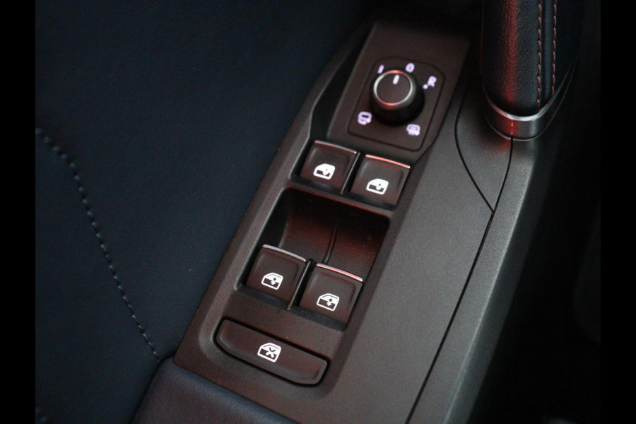 CUPRA Formentor 1.4 eHybrid VZ | 245pk | Leder | Stoelverwarming | 360 Camera | Carplay | Sfeerverlichting | Navigatie | Adaptive cruise | Memory | Keyless | Full LED | PHEV | Plug In