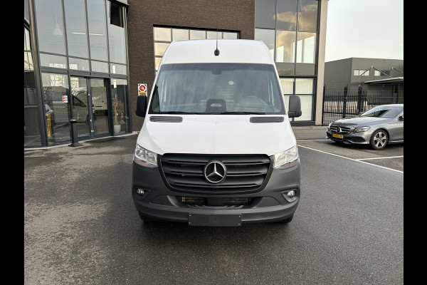 Mercedes-Benz Sprinter 317 CDI L2 H2 Pro Facelift / MBUX / Navigatie / Camera / Cruise control / Airco / 270 Graden achterdeuren