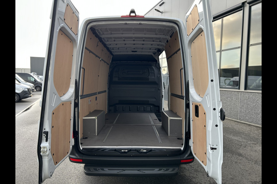 Mercedes-Benz Sprinter 317 CDI L2 H2 Pro Facelift / MBUX / Navigatie / Camera / Cruise control / Airco / 270 Graden achterdeuren