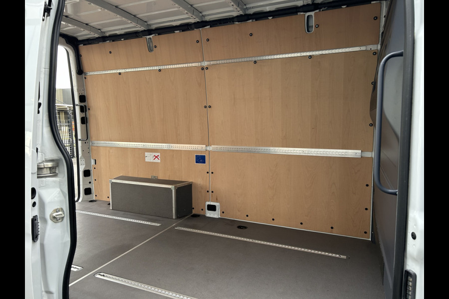 Mercedes-Benz Sprinter 317 CDI L2 H2 Pro Facelift / MBUX / Navigatie / Camera / Cruise control / Airco / 270 Graden achterdeuren
