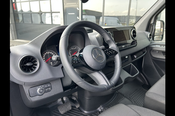 Mercedes-Benz Sprinter 317 CDI L2 H2 Pro Facelift / MBUX / Navigatie / Camera / Cruise control / Airco / 270 Graden achterdeuren