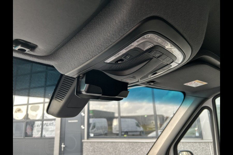 Mercedes-Benz Sprinter 317 CDI L2 H2 Pro Facelift / MBUX / Navigatie / Camera / Geveerde stoel / Cruise control / Airco / 270 Graden achterdeuren